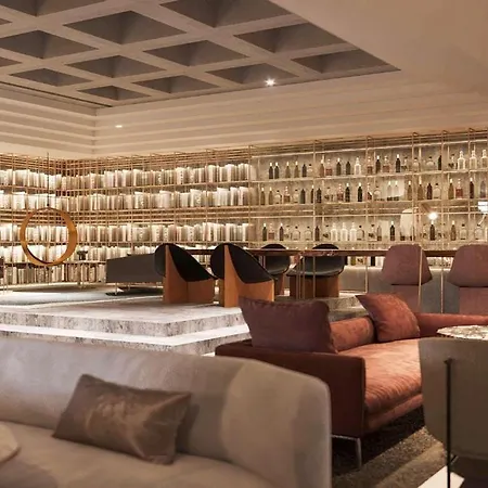 Хотел The Emporium - Mgallery Collection 5*