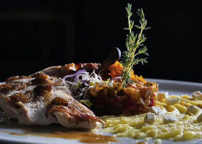 The Emporium - Mgallery Collection Hotell